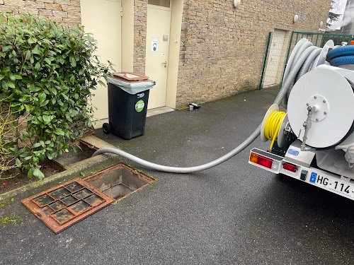 Mj assainissement / Débouchage canalisation / 24h/24 , 7j/7 Urgence — Débouchage canalisation à Paris