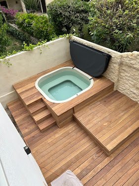 Sola Charpentes et Bois — Charpentier à Marseille
