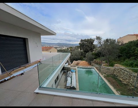 BL Menuiserie — Menuisier à Marseille
