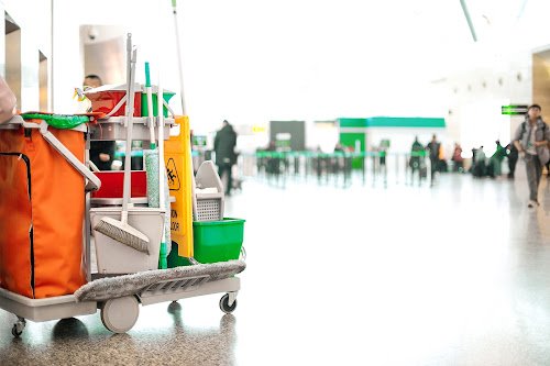 Opé Clean : Entreprise de nettoyage de bureaux, locaux et copropriétés à Paris — Nettoyage fin de chantier à Paris