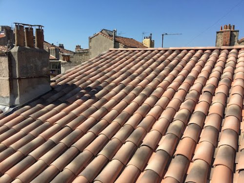 Charpentiers du Sud - Charpentier Couvreur Marseille — Couvreur à Marseille