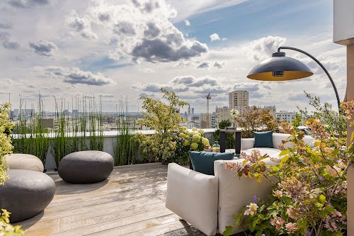 Terrasse et jardin de Paris-Boulogne — Jardinier à Paris