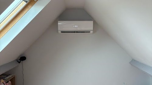 Chez home services 75 - Installation Dépannage Climatisation & Pompe à Chaleur Paris — Dépannage climatisation à Paris