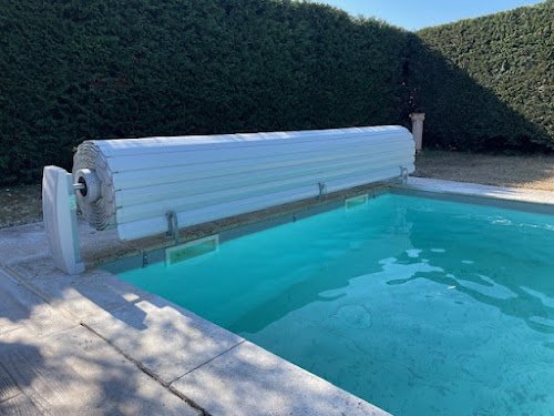 Les Bassins de Jules — Pisciniste à Lyon