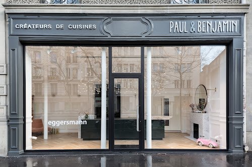 Paul & Benjamin Créateur de cuisines haut de gamme Partenaire Eggersmann — Cuisiniste à Paris