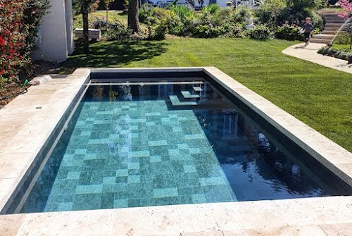 Bluedream Piscines — Pisciniste à Marseille