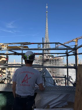 Altium Bois - Charpentier & Couvreur Zingueur à Lyon — Charpentier à Lyon