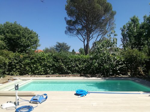 Cebu Piscine — Pisciniste à Toulouse