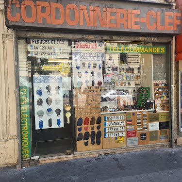 cordonnerie ramos cle & badge & tampon — Cordonnier à Paris