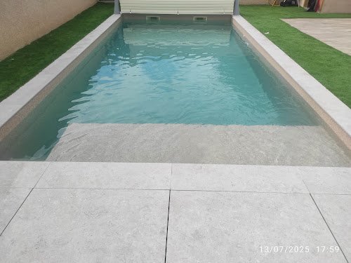 ADLP - ARTS DE LA POSE — Pisciniste à Lyon