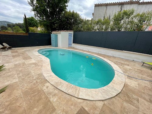 Ça baigne ! — Pisciniste à Marseille