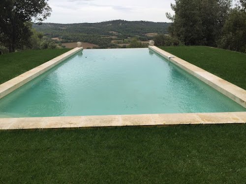 Piscines Aurore — Pisciniste à Marseille