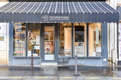 Technistores : Stores, Volets et Fenêtres — Volet roulant à Paris