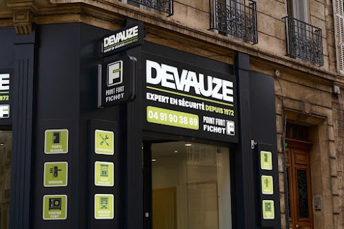 Devauze - Serrurier Marseille Centre Ville - Point Fort Fichet — Vitrier à Marseille