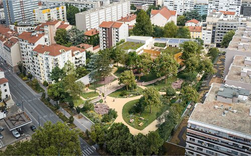 Le ciel par-dessus le toit — Paysagiste à Lyon