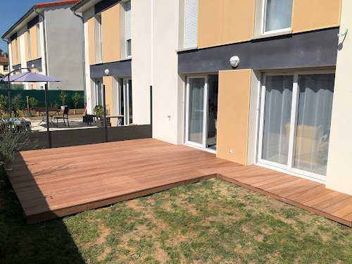 VINCE&CO - Charpentier/Couvreur, Velux, Ossature et Aménagement Extérieur Bois - Ouest Lyonnais — Charpentier à Lyon