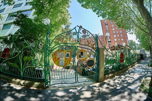 Jardin Louis Blanc — Jardinier à Paris