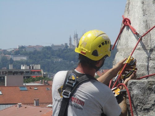 Moretton Laurent EURL — Nettoyage fin de chantier à Lyon